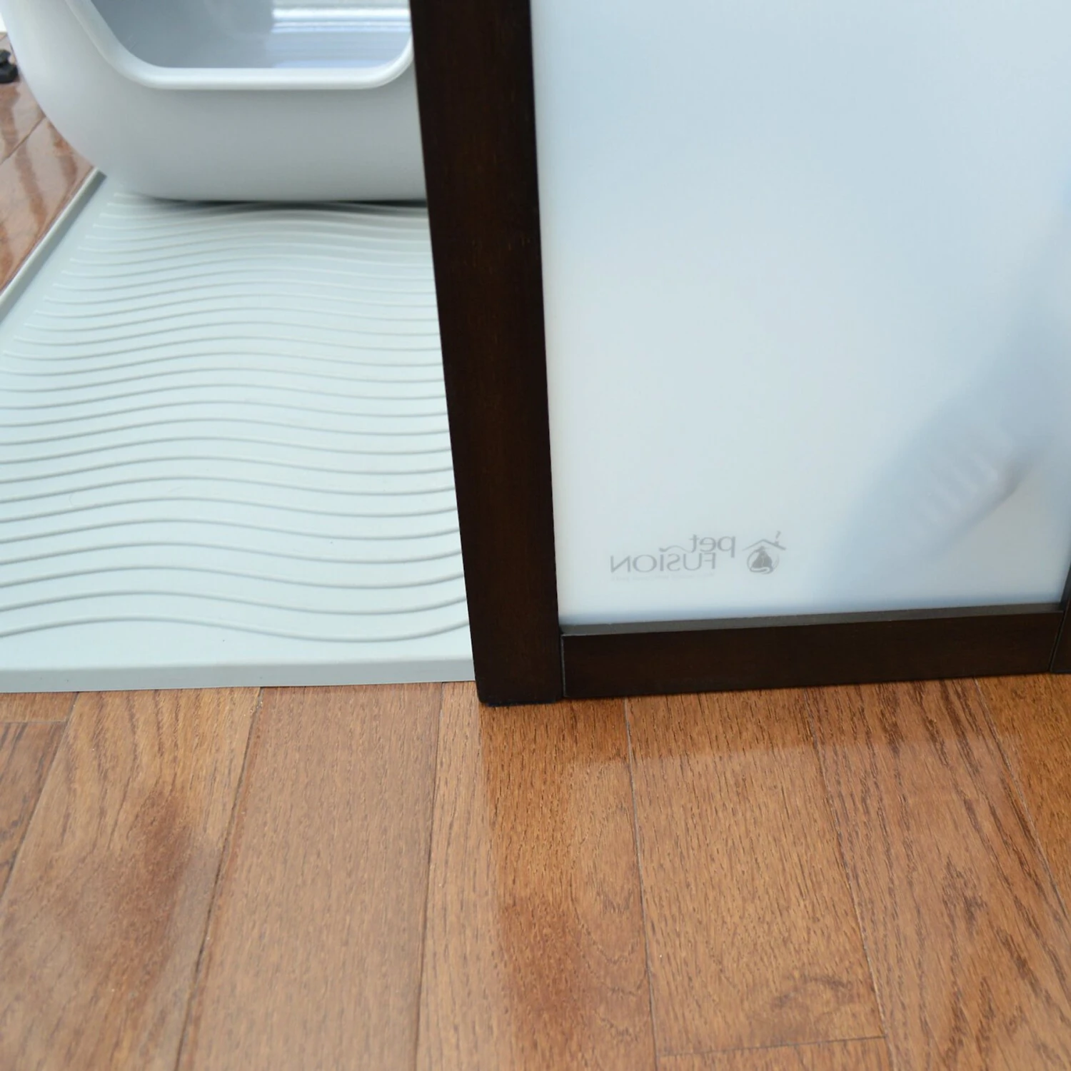 PetFusion Modest Cat Litter Box Privacy Screen 5 PetFusion Modest Cat Litter Box Privacy Screen - Image 5