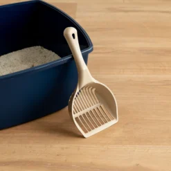 IRIS USA Jumbo Cat Litter Scoop With Comfort Handle Sturdy Smooth Plastic Finish -Furry Feast 182190 PT3. AC SS1800 V1614357413
