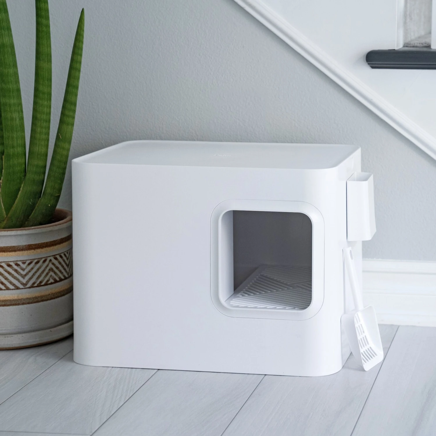 Meowy Studio Loo Enclosed Cat Litter Box Concealment 1 Meowy Studio Loo Enclosed Cat Litter Box Concealment