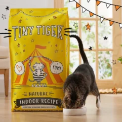 Tiny Tiger, Natural Indoor Recipe Chicken Flavor Dry Cat Food & Tiny Tiger Chunks In EXTRA Gravy Beef & Poultry Recipes Variety Pack Grain-Free Canned Cat Food -Furry Feast 347718 PT3. AC SS1800 V1639523195